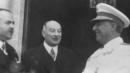 El alcalde de A Coruña Alfonso Molina con Pedro Barrié de la Maza y Franco. FOTO: GALICIA UNICA.