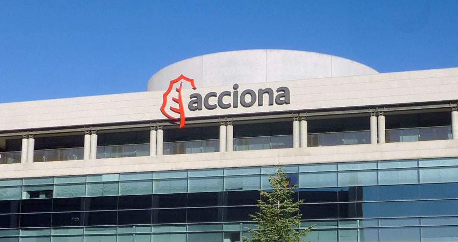 puertas giratorias de Acciona